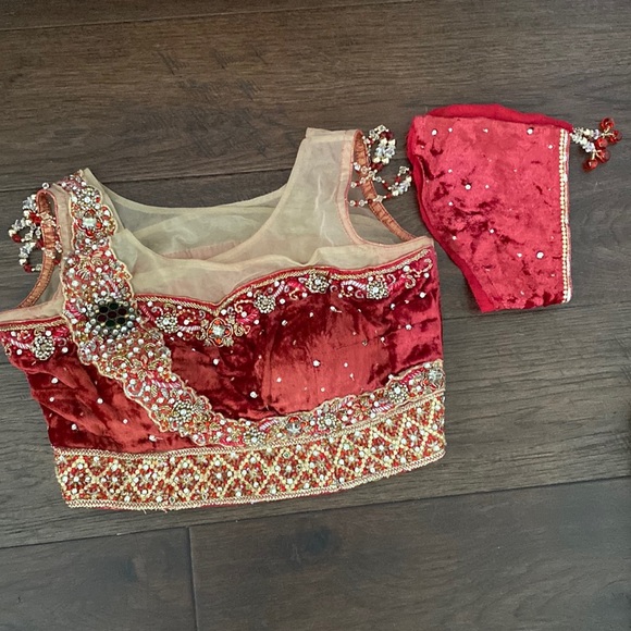 Half Saree (Red) - Picture 2 of 4